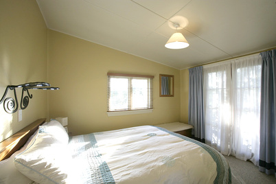 Centre Hill Cottage bedroom